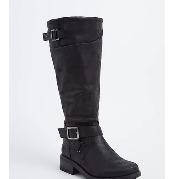 torrid Shoes - Nwt Torrid size 7W black knee high boots